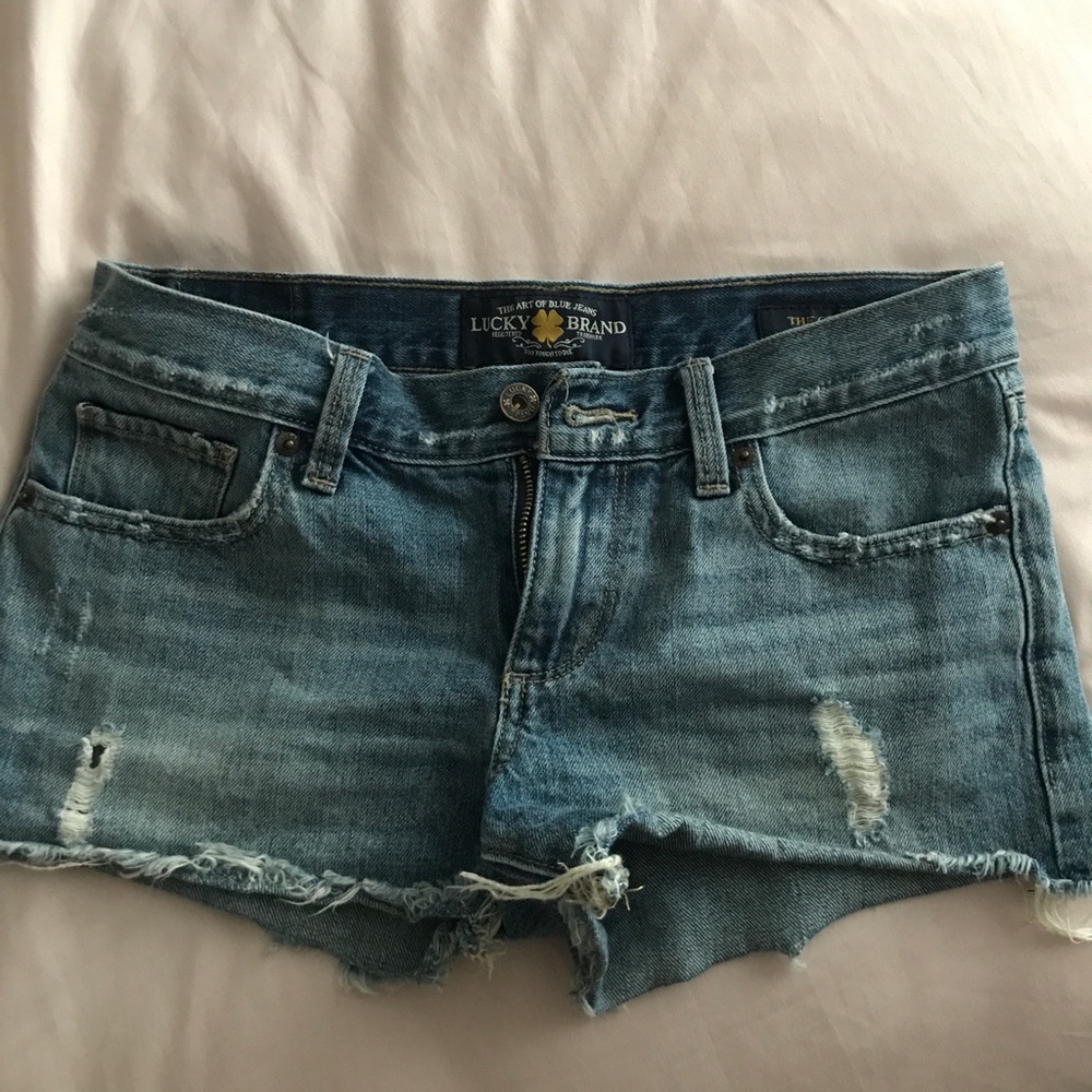 Size 00/24 lucky brand shorts
